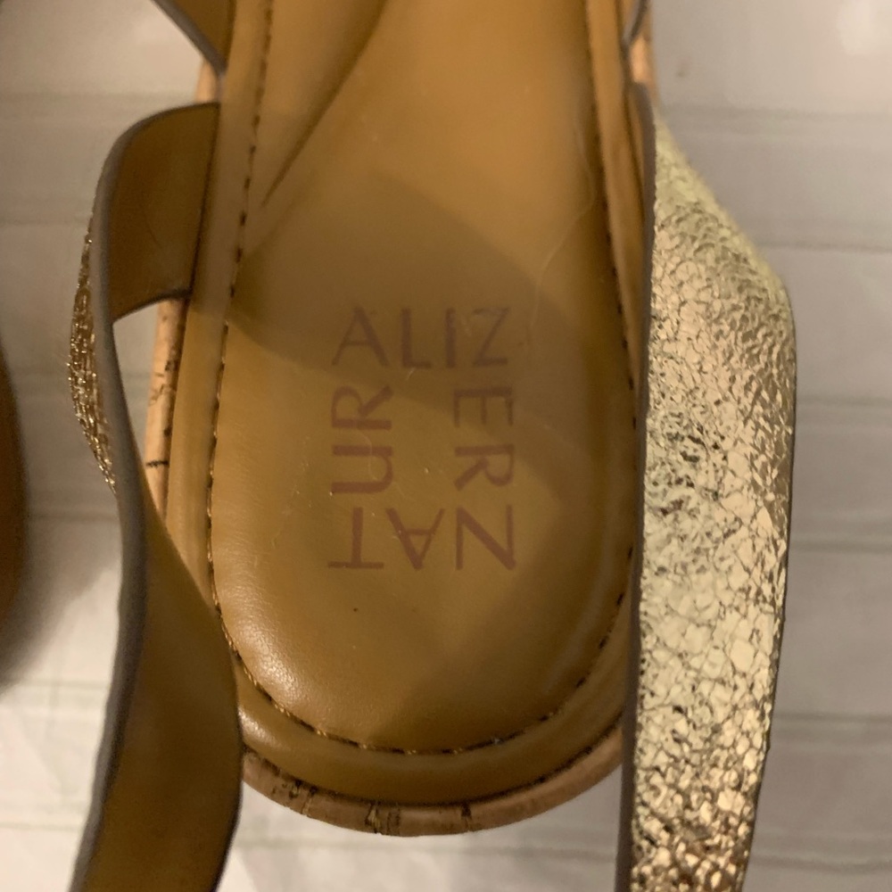 Naturalizer Riley Platform Sandal - Picture 6 of 8
